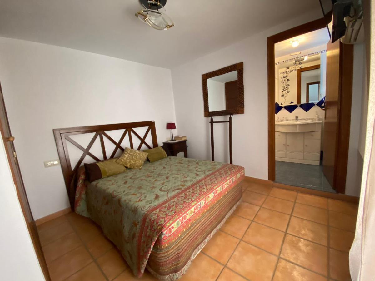 Апартаменты Apartamento Rural Casa Monte Казалла де ла Сиерра Экстерьер фото