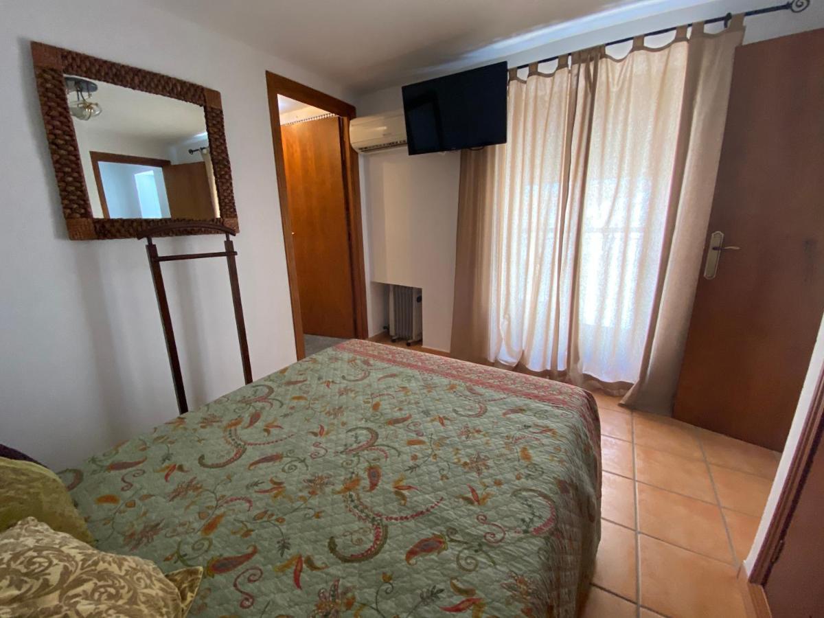 Апартаменты Apartamento Rural Casa Monte Казалла де ла Сиерра Экстерьер фото