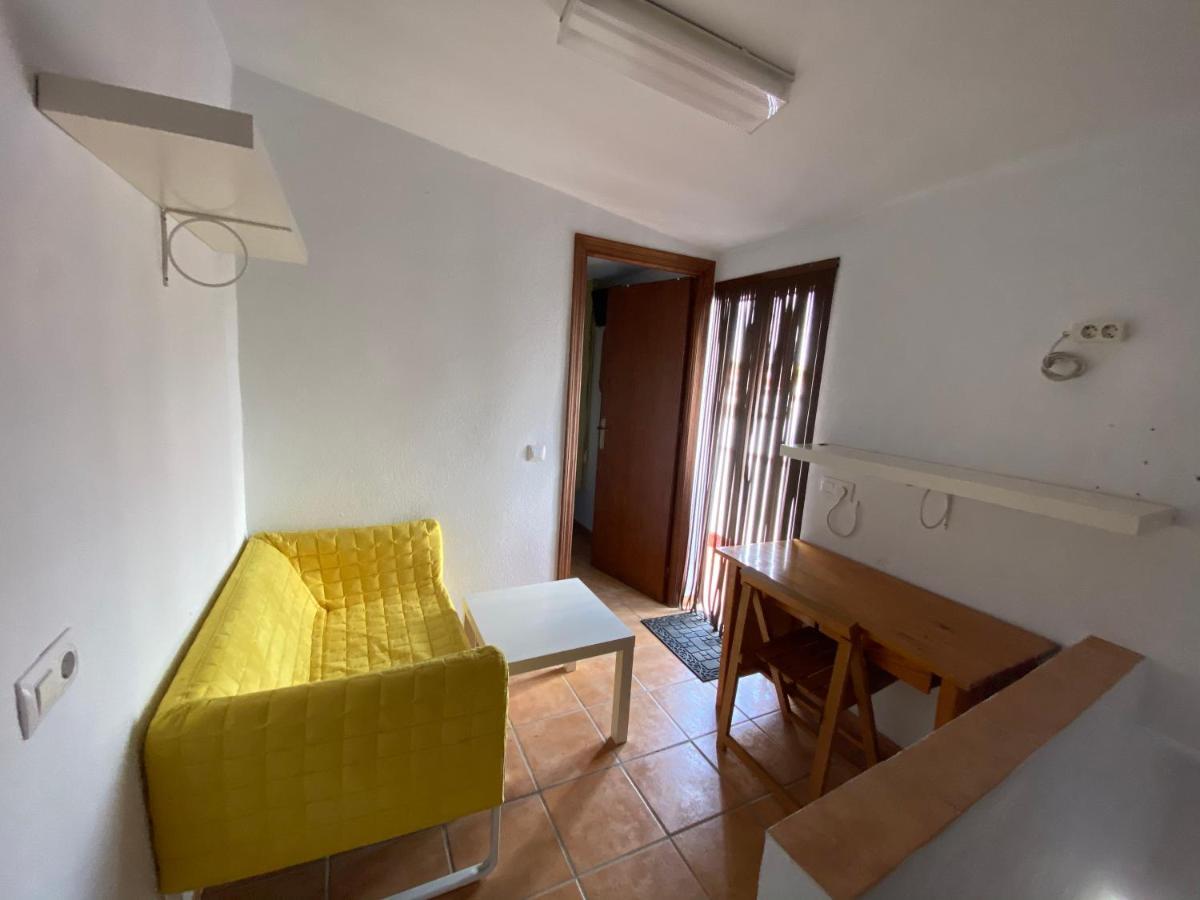 Апартаменты Apartamento Rural Casa Monte Казалла де ла Сиерра Экстерьер фото